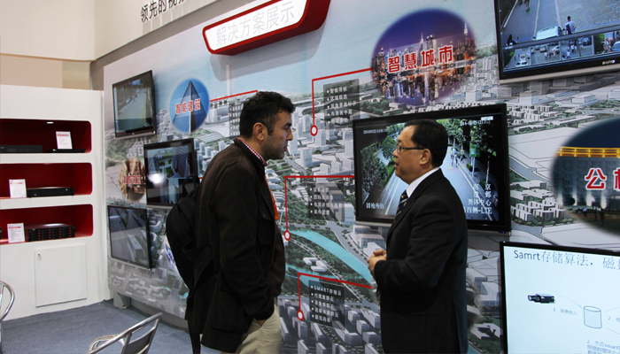 2014-11-12 杰迈视讯携全线智能高清产品和解决方案亮相2014北京安博会 3.png